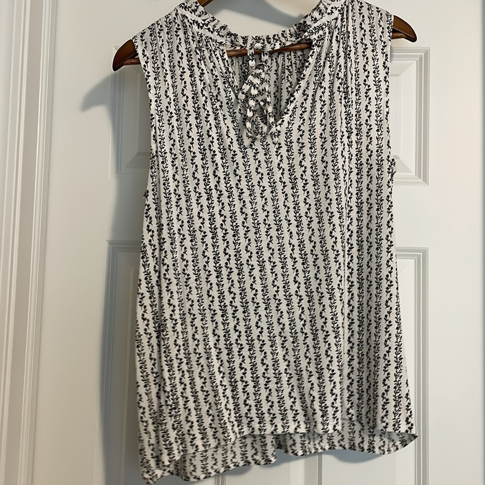 Loft sleeveless blouse mixed media- M - Picture 3 of 6